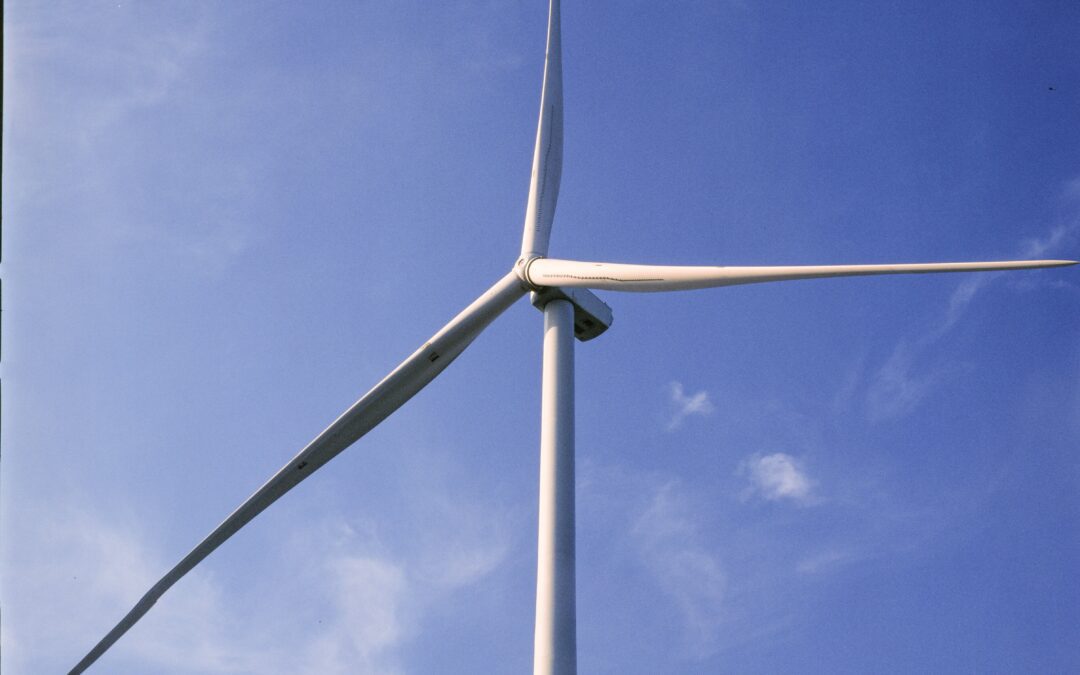 Avances en Energías Renovables y Tecnologías Limpias: Impulso hacia un Futuro Sostenible